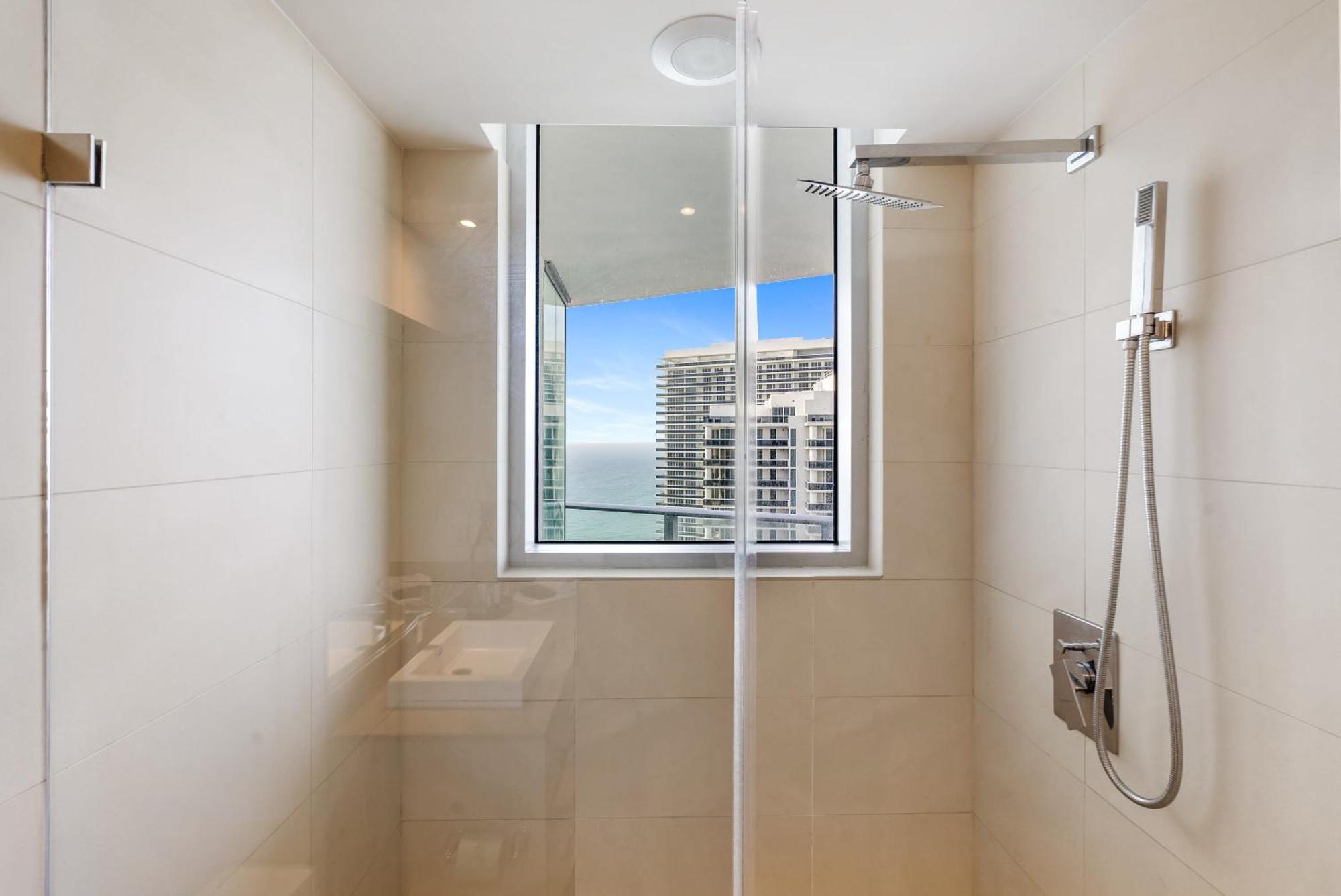 High Floor Corner 2 Bdr At Lyfe Resort Hollywood Luaran gambar