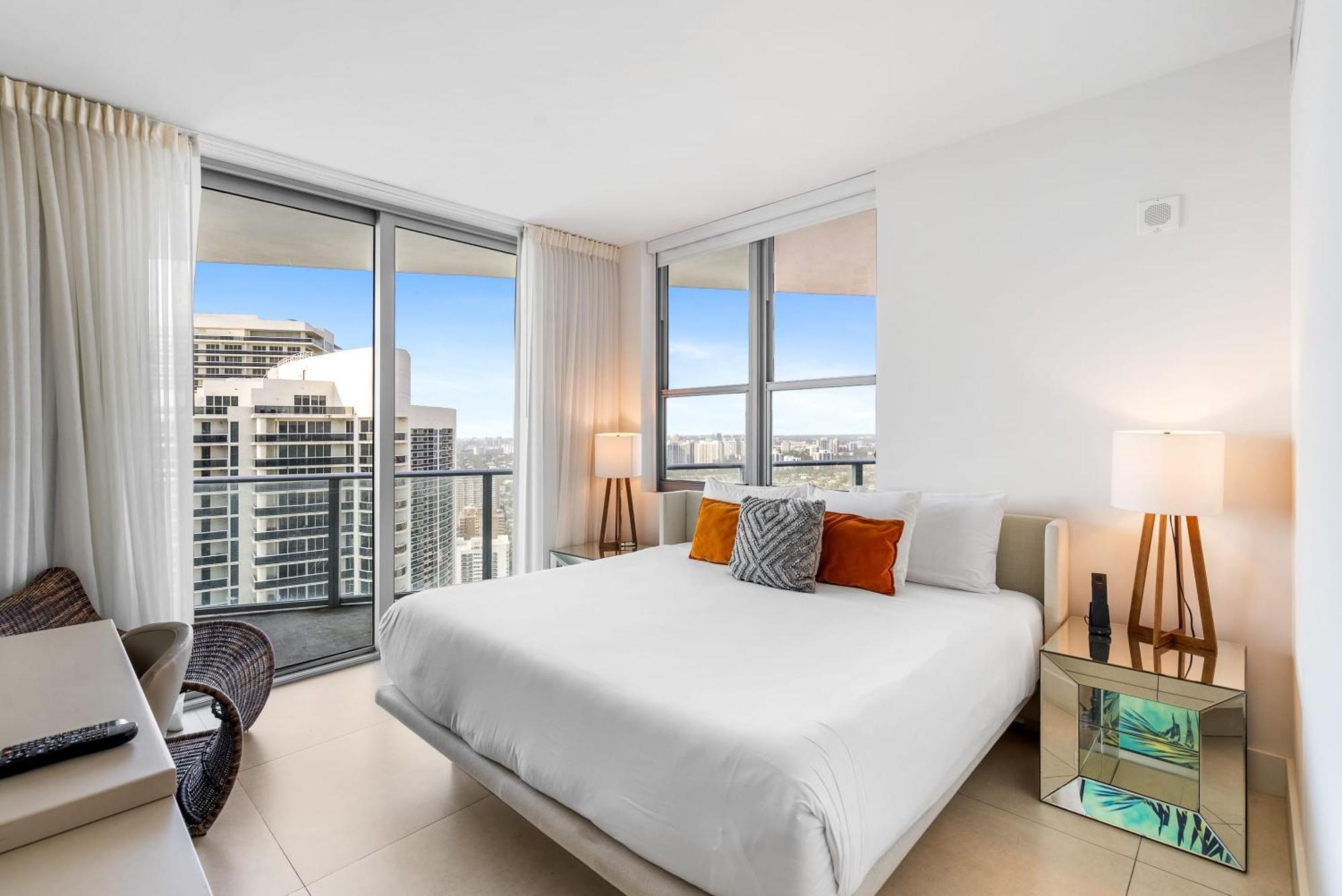 High Floor Corner 2 Bdr At Lyfe Resort Hollywood Luaran gambar