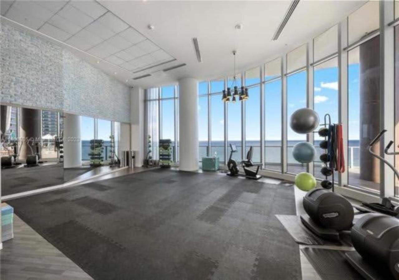 High Floor Corner 2 Bdr At Lyfe Resort Hollywood Luaran gambar