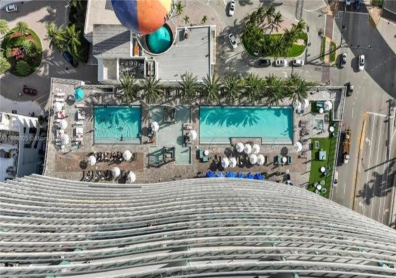 High Floor Corner 2 Bdr At Lyfe Resort Hollywood Luaran gambar