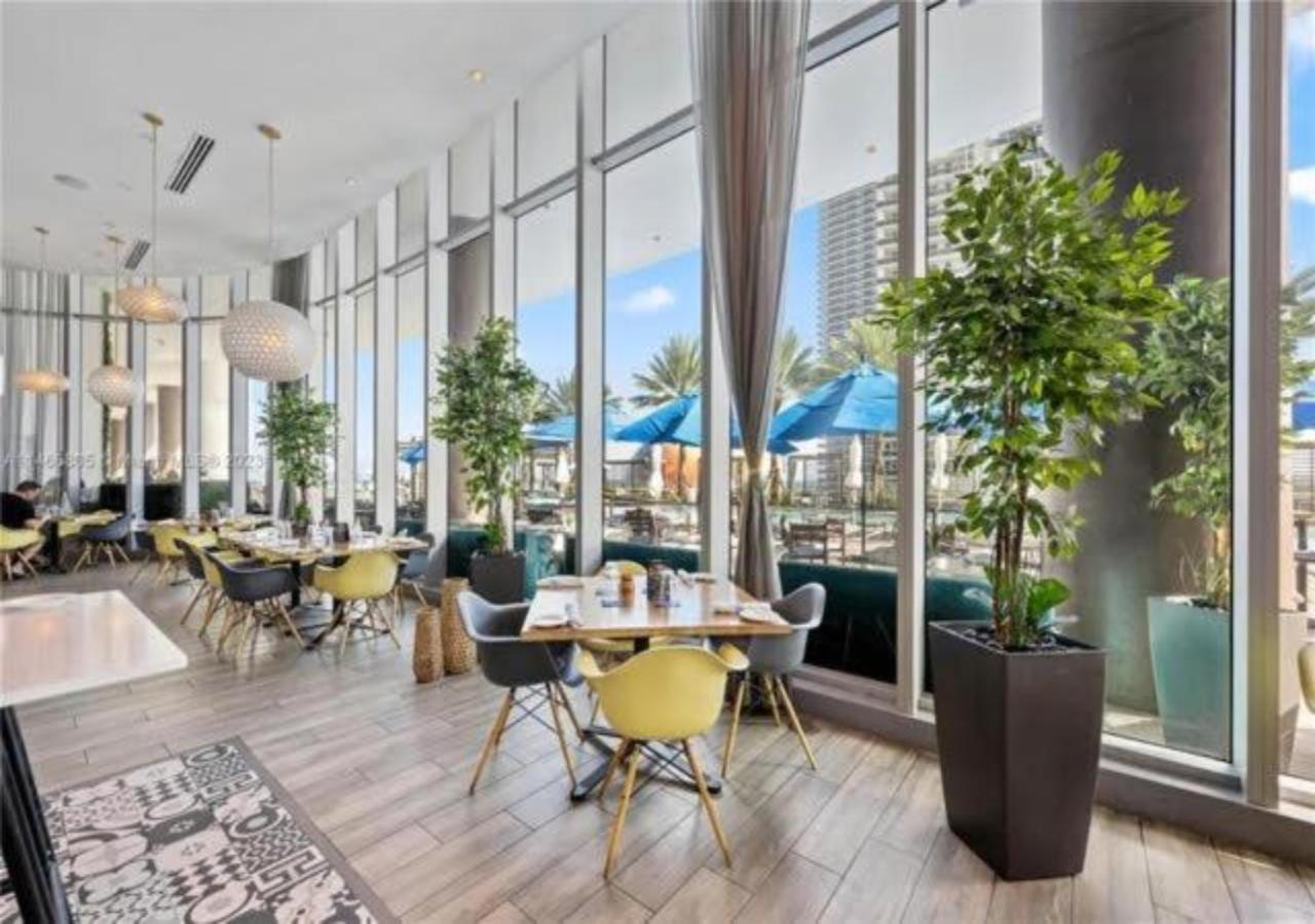 High Floor Corner 2 Bdr At Lyfe Resort Hollywood Luaran gambar